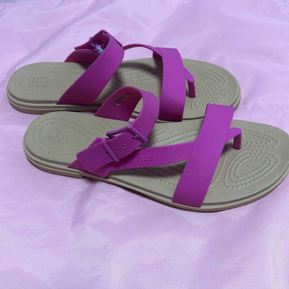 Crocs sandals pink size 10 - Picture 2 of 6